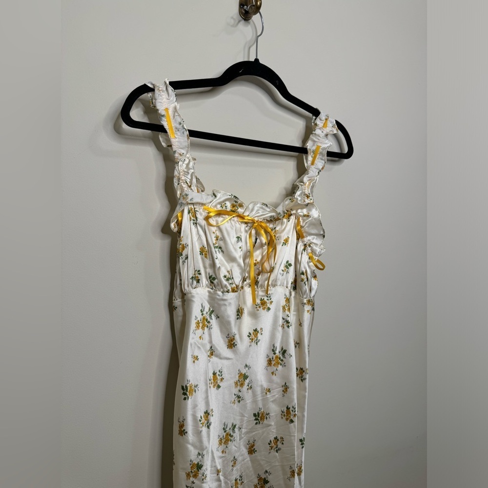 Reformation The Erdem Silk Floral Ruffled Midi Dress - Picture 5 of 7